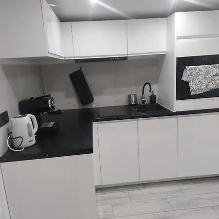 Na Zakrecie * كارباش